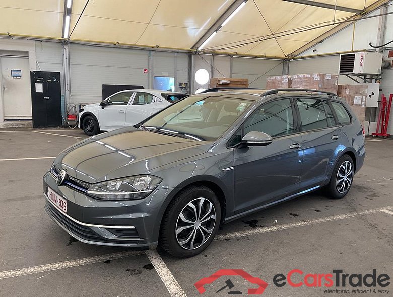 VOLKSWAGEN Golf Variant VII CNG Golf Variant CL 1.5 TGI BlueMotion 96 kW (130 ch) 7 vitesses DSG