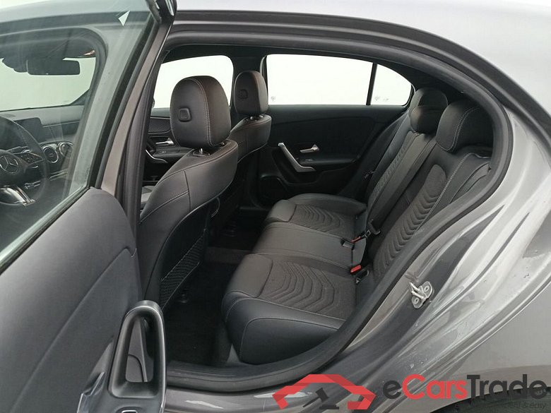 Mercedes-Benz Classe A A 180 Business Line 5d #2