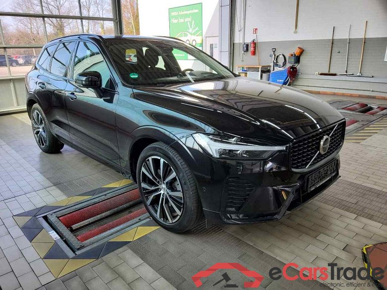 Volvo XC60 (03.2017->) DE - SUV5 B5 (Benzin) AWD EU6d, Ultimate Dark Mild-Hybrid (EURO 6d), (Facelift) #2
