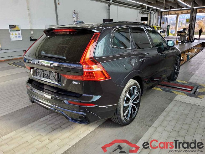 Volvo XC60 (03.2017->) DE - SUV5 B5 (Benzin) AWD EU6d, Ultimate Dark Mild-Hybrid (EURO 6d), (Facelift) #3