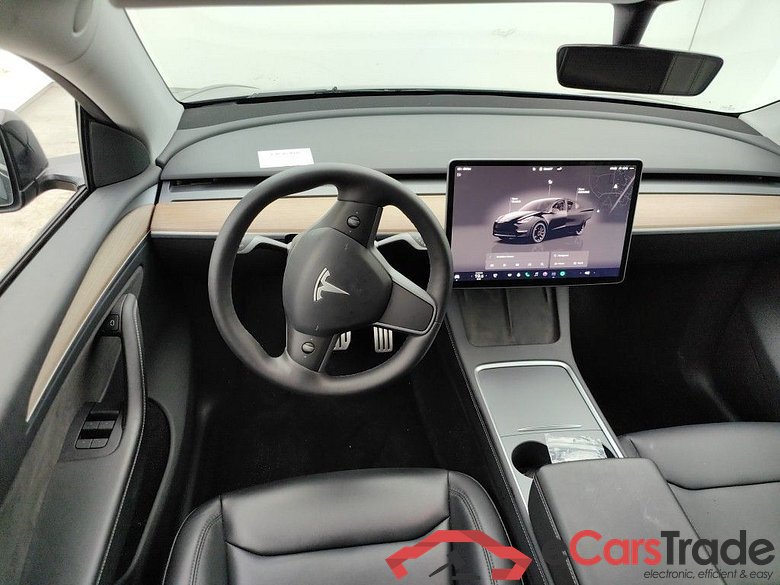 TESLA MODEL Y 72.5 kWh Dual Motor Performance (377 kW) 5d