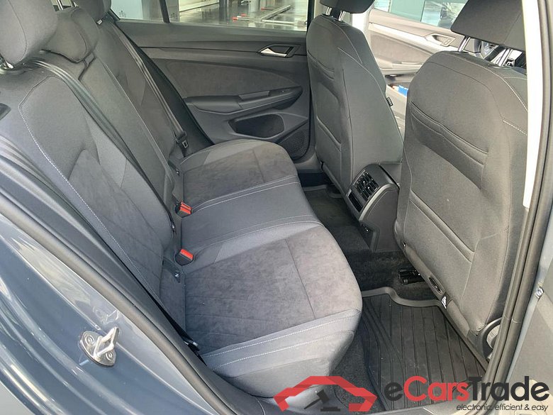 VOLKSWAGEN Golf VIII Golf Life Business Premium 1.0 eTSI 81 kW (110 ch) 7 vitesses DSG #6