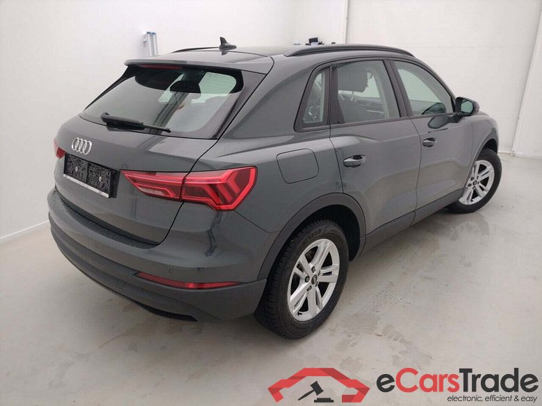AUDI Q3 35 TFSI S-TRONIC BUS. ED. #2