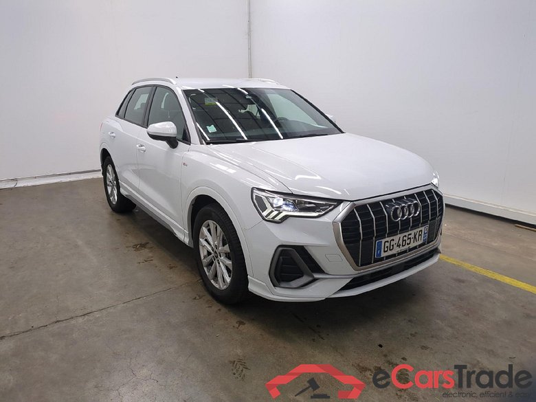 AUDI Q3 / 2018 / 5P / SUV 45 TFSI E 245 S TRONIC S LINE #6