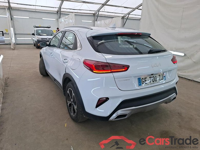 KIA XCeed / 2019 / 5P / Crossover 1.6 GDI ISG ISG PHEV ACTIVE BUS DCT6 #2
