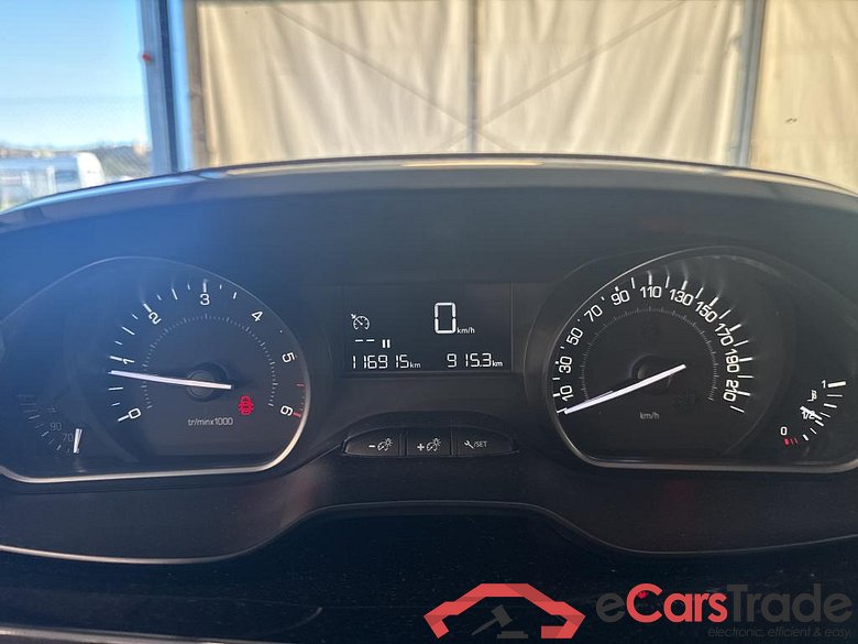 208 Affaire Premium 1.5 HDi 100CV BVM5 E6dT #6