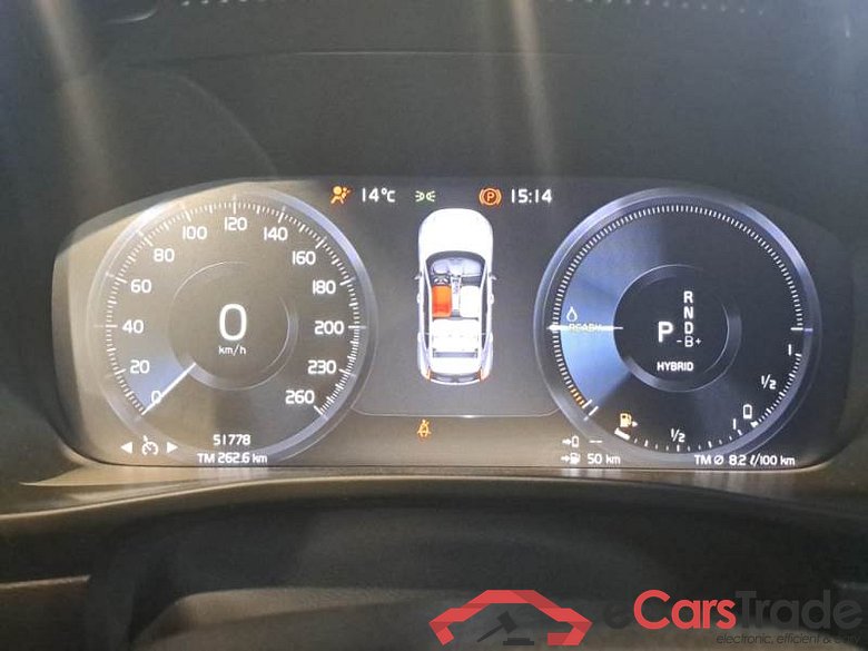 VOLVO XC40 / 2017 / 5P / SUV T4 PLUG-IN HYBRID AUTO RECH INSCRIP EXPR #4