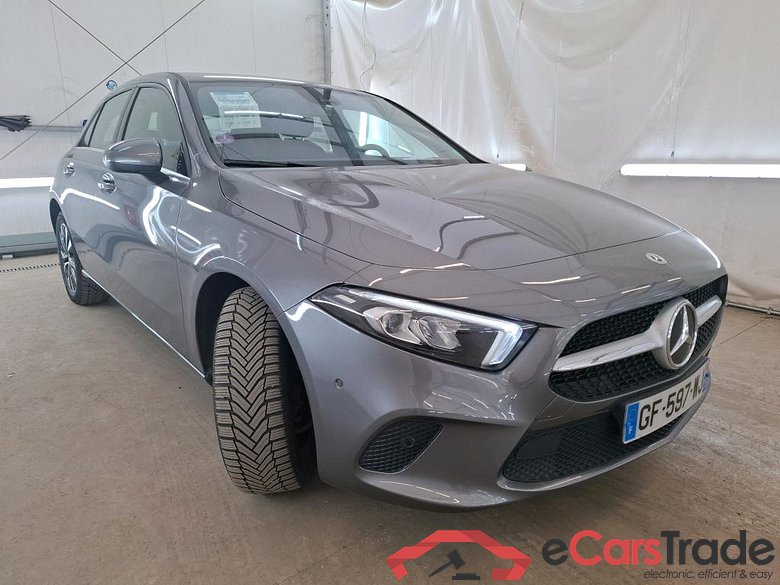 MERCEDES-BENZ Classe A Compact / 2018 / 5P / Berline A 250 e Business Line 8G-DCT #4
