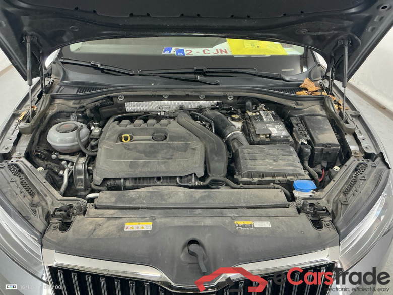 SKODA SUPERB COMBI 1.5 TSI ACT 110KW DSG7 CLEVER #6