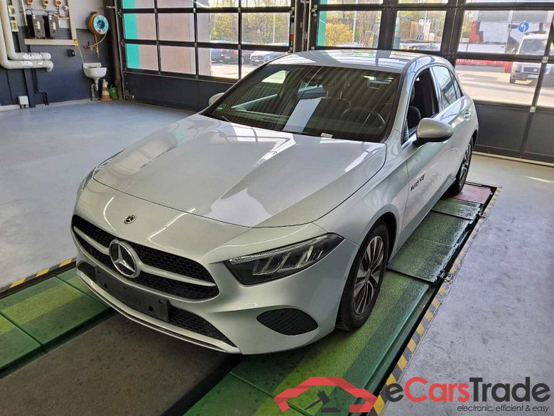 Mercedes-Benz A (BM 177)(03.2018->) DE - LimS5 A 180 d EU6d, (EURO 6d), (Facelift) 2022 - 2024 #1