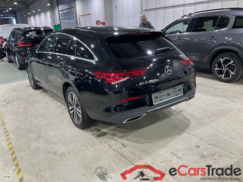 MERCEDES-BENZ CLA SHOOTING BRAKE 1.3 CLA 250 E BUSINESS SOLUTION DCT #3