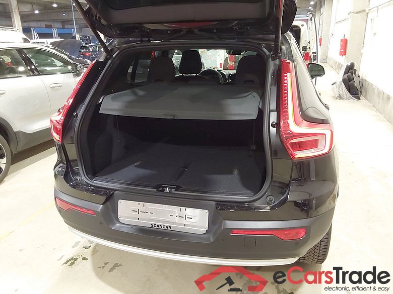 VOLVO XC40 1.5 T2 CORE #3