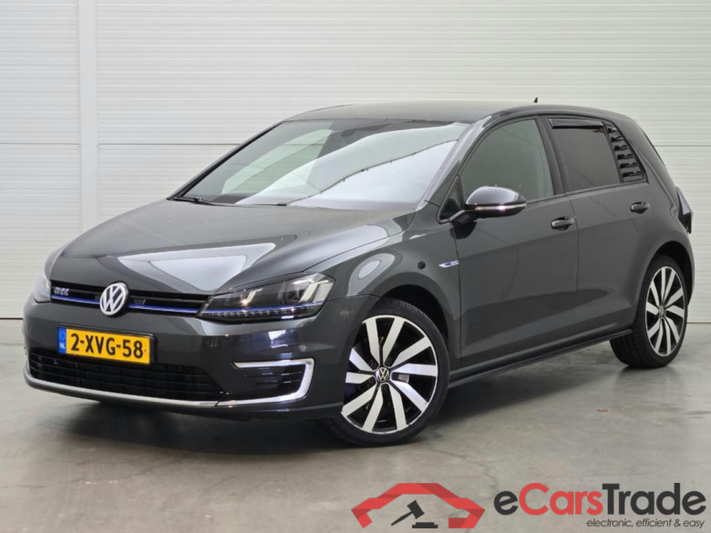 VOLKSWAGEN GOLF 1.4 TSI GTE #1