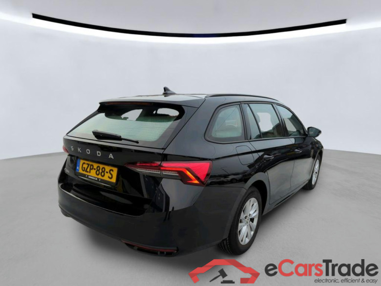 SKODA Octavia Combi 85 kW #4