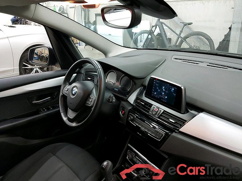 BMW - BMW 2 GRAN TOURER 218d 136PK Advantage Pack Business & LED & 7 Seating Capacity #3