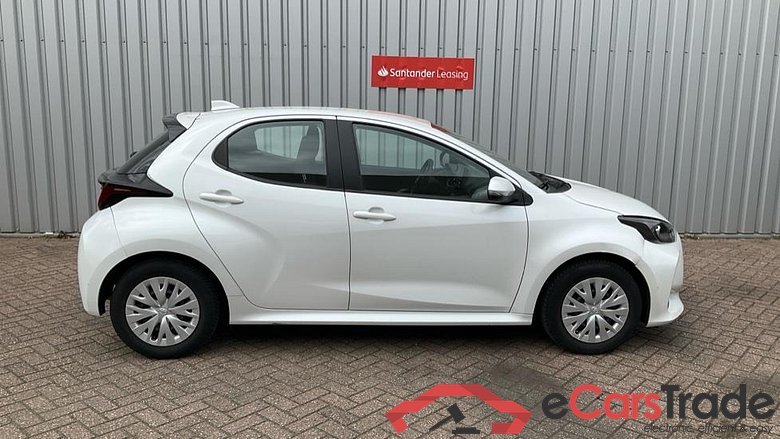 TOYOTA YARIS 1.5vvti hev active 85kW cvt aut #6