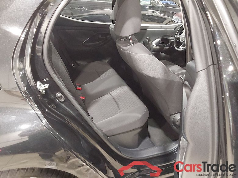 TOYOTA YARIS 1.5 VVT-I HYBRID ICONIC E-CVT #5