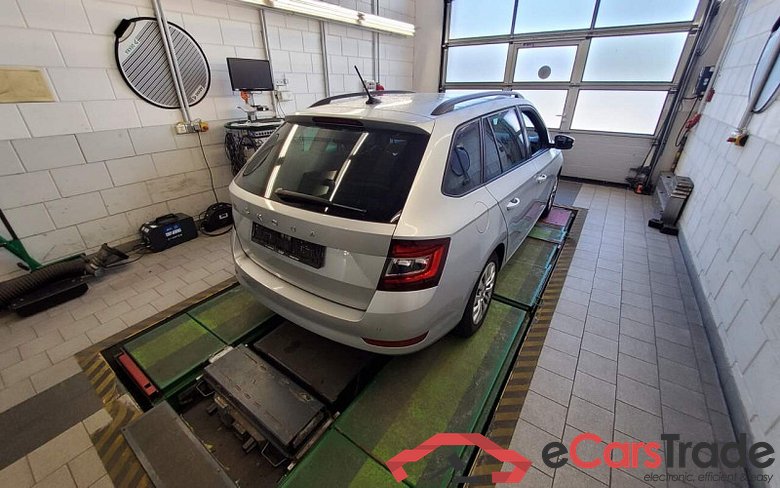 Skoda Fabia Combi (NJ5)(08.2014->) DE - Kb5 1.0 TSI EU6d, Ambition OPF (EURO 6d), (Facelift) 2020 - 2022 #3