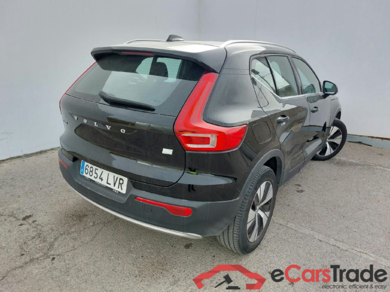 VOLVO XC40 todoterreno 1.5 T5 Twin Recharge Inscription Ex Auto 260 CV 10 kWh #2
