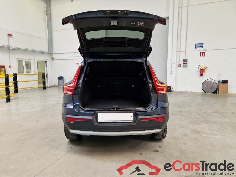VOLVO XC40 / 2017 / 5P / SUV T5 PLUG-IN HYBRID AUTO RECHARGE INSCR. #5