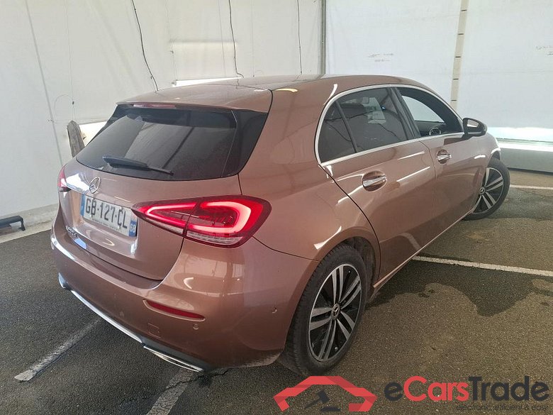 MERCEDES-BENZ Classe A Compact / 2018 / 5P / Berline A 200 d Progressive Line 8G-DCT #3