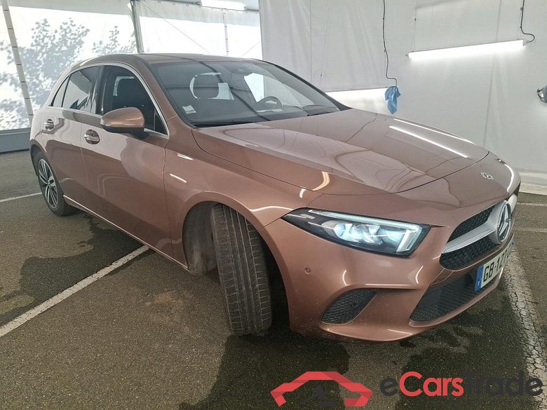 MERCEDES-BENZ Classe A Compact / 2018 / 5P / Berline A 200 d Progressive Line 8G-DCT #4