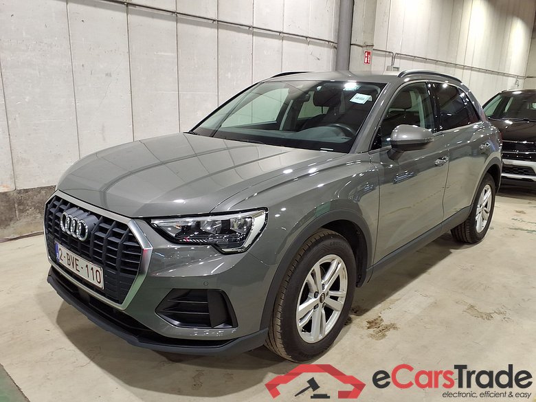 AUDI Q3 2.0 35 TDI S TRONIC BUS. ED. ATTRACTION #1