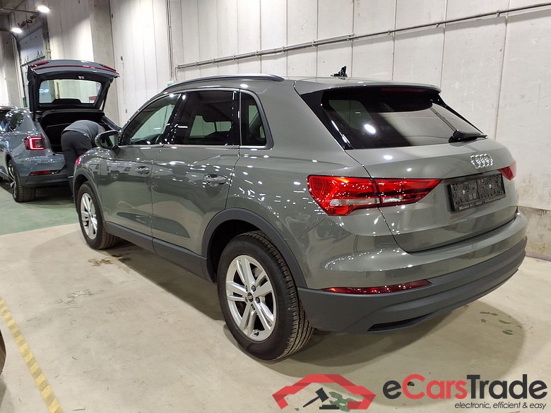 AUDI Q3 2.0 35 TDI S TRONIC BUS. ED. ATTRACTION #2