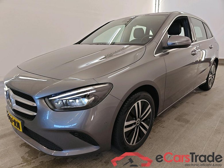 Mercedes-Benz B-Klasse B 250 E 7G-DCT Bus. Sol. Luxury Limited 5d + Pano