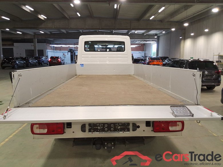 VOLKSWAGEN CRAFTER 35 LWB DSL - 2017 2.0 CR TDi L4 RSW STOCK #3