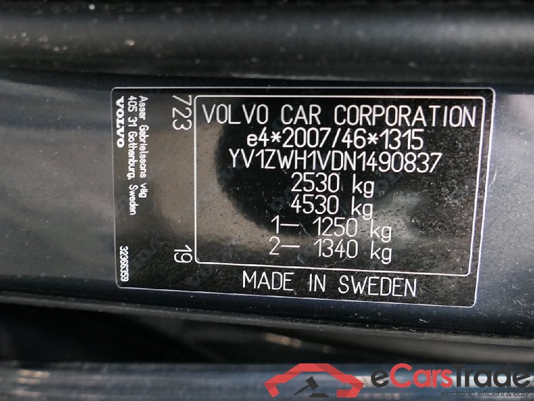 V60 Kombi Core Recharge Plug-In Hybrid AWD 2.0 T6 293KW AT8 E6d #5