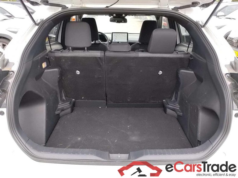 TOYOTA Yaris Cross 1.5 Hybrid 115 First Edition #5