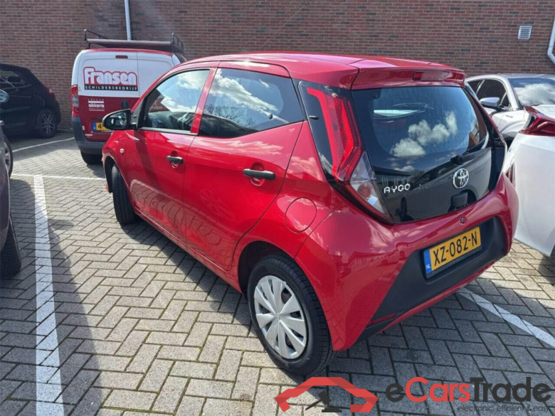 TOYOTA Aygo 1.0 VVT-i x #3