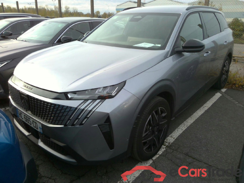 Peugeot 5008 Allure Hybrid 136 e-DCS6 #1