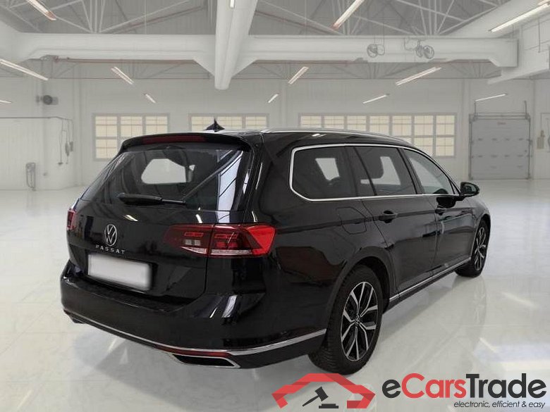 VOLKSWAGEN PASSAT / 2019 / 5P / STATION WAGON VAR. 2.0 TDI SCR EVO 110KW EXECUTIVE DSG #2
