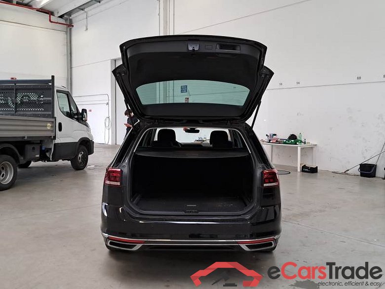 VOLKSWAGEN PASSAT / 2019 / 5P / STATION WAGON VAR. 2.0 TDI SCR EVO 110KW EXECUTIVE DSG #5
