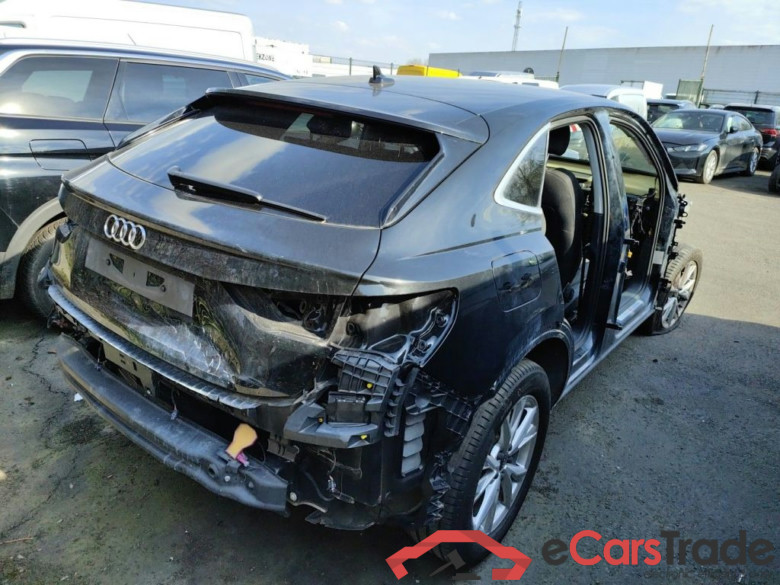 Q3 SB 45 TFSie PHEV S Li.Str. !! Damaged car !! #4