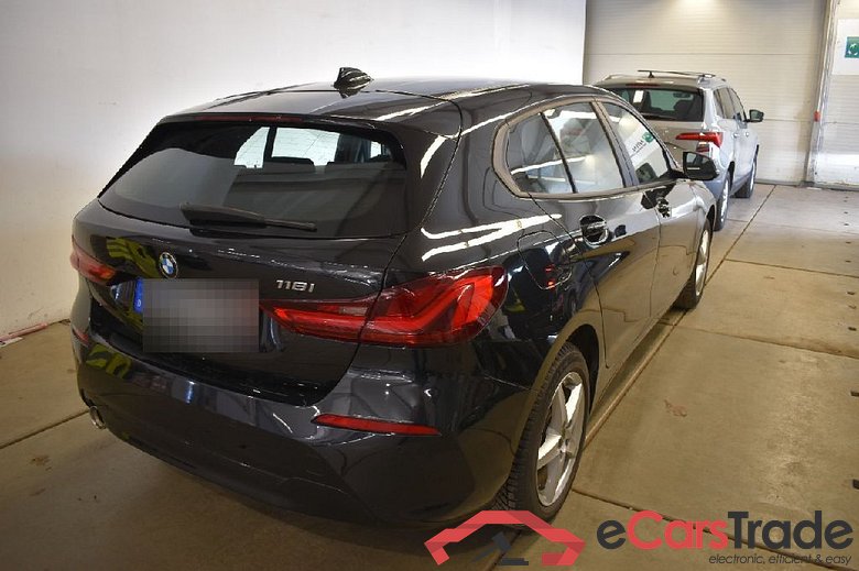Baureihe 1 Lim. 118 i Advantage 1.5 100KW AT7 E6d #2