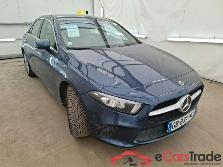 MERCEDES-BENZ Classe A Berline / 2018 / 4P / Berline A 250 e Progressive Line 8G-DCT #4