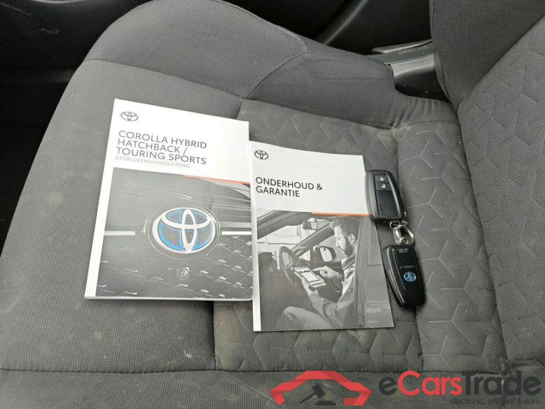 TOYOTA Corolla Touring Sports 72 kW #6
