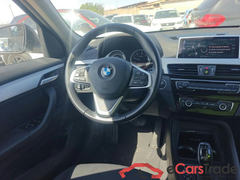 BMW X1 sDrive18dA Corporate 150 CV #3