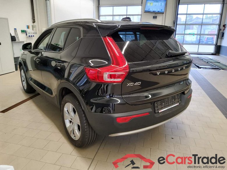 Volvo XC40 (2017->) DE - SUV5 T3 2WD EU6d, Momentum Pro, 2020 - 2022 #4