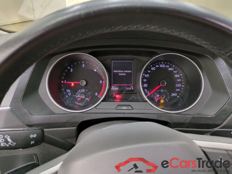 VOLKSWAGEN Tiguan / 2020 / 5P / SUV 2.0 TDI 150 DSG7 Life Business #6