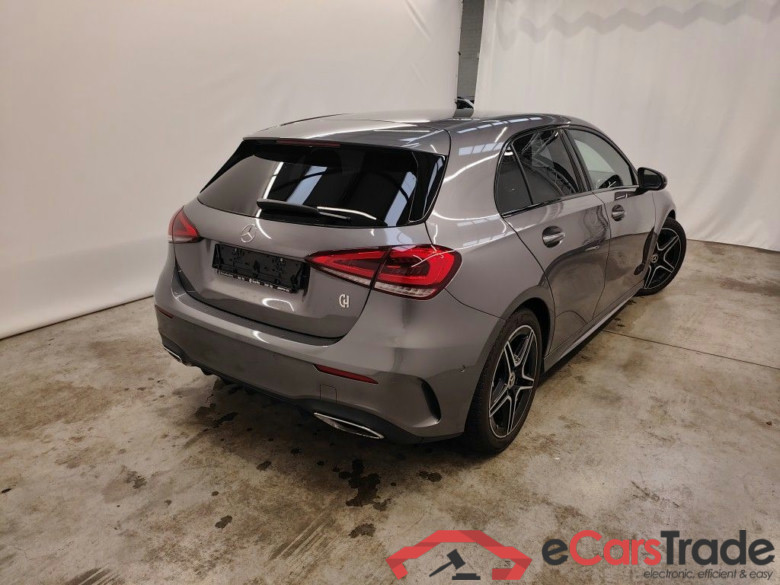 Mercedes-Benz A-Klasse A 180 d Business Solution Aut. 5d #2