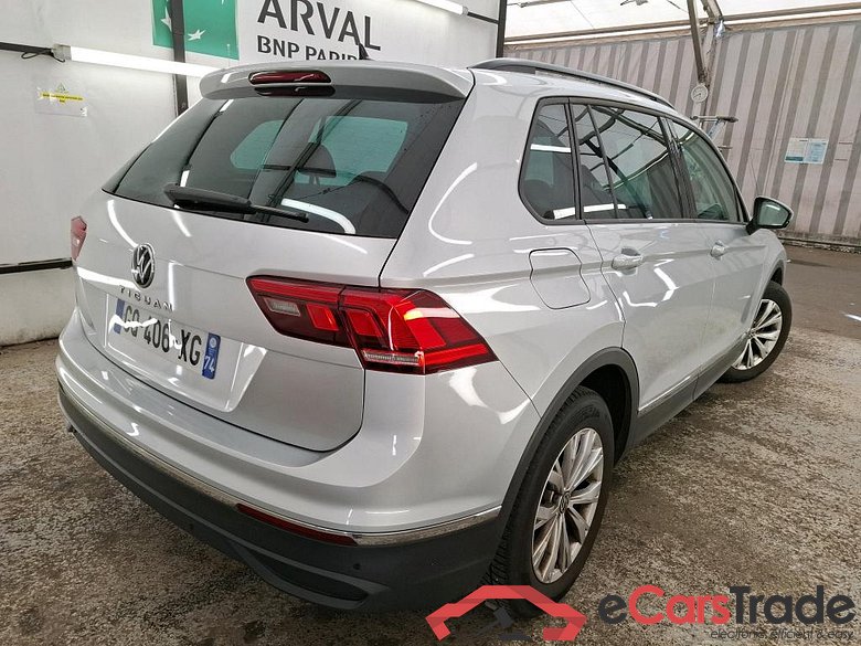 VOLKSWAGEN Tiguan / 2020 / 5P / SUV 2.0 TDI 150 DSG7 Life Business #3