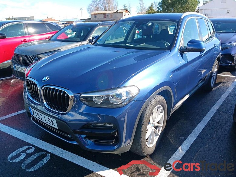 BMW X3 / 2017 / 5P / todoterreno xDrive30e