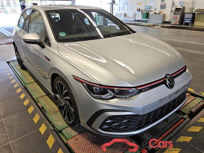 Volkswagen Golf VIII Lim. (CD1)(12.2019->2024) DE - LimS5 2.0 TSI EU6d, GTI OPF, 2020 - 2024 #2