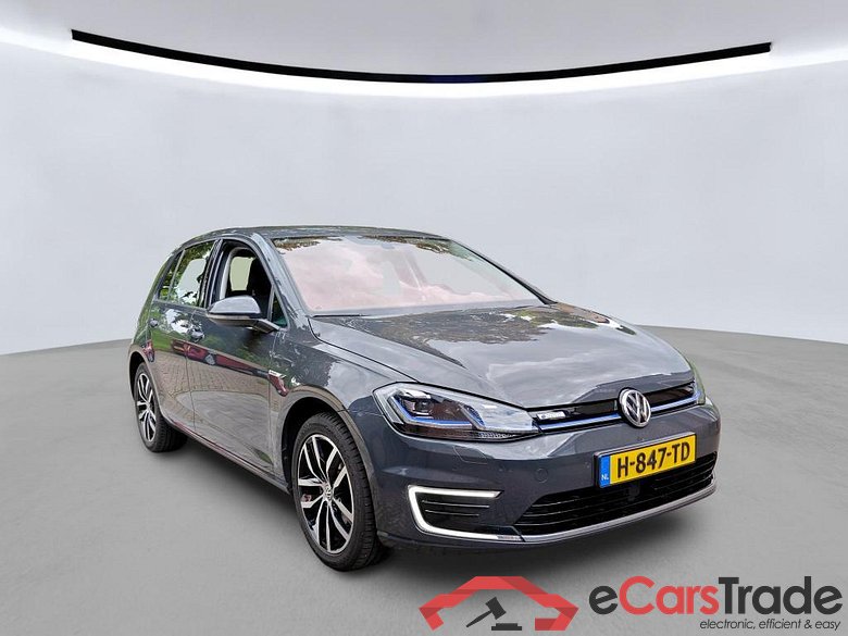 VOLKSWAGEN e-Golf 100 kW #4