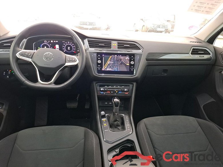 VOLKSWAGEN Tiguan / 2020 / 5P / SUV 1.4 eHybrid 245 DSG6 Elegance #5