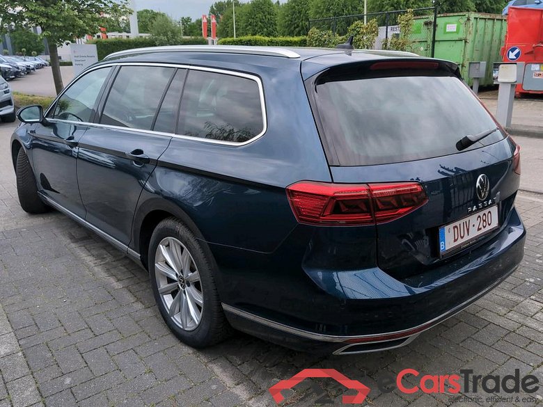 Volkswagen Passat Variant Elegance 2.0 TDI 150Hp Pano IQ.Light Navi Sport-Leather-Alcantara KeylessGo Klima PDC ... #4